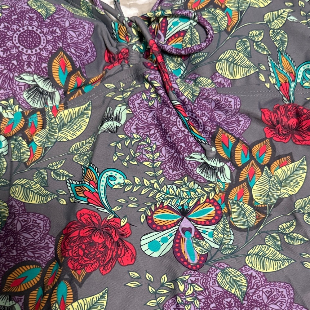 Motherhood Maternity Beach Bump Floral Halter Tankini top — Gray, Purple, Red - Picture 4 of 4